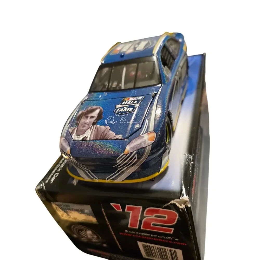 Richie Evans #12 NASCAR Hall of Fame 2012 Flashcoat 1:24 Diecast 1/330